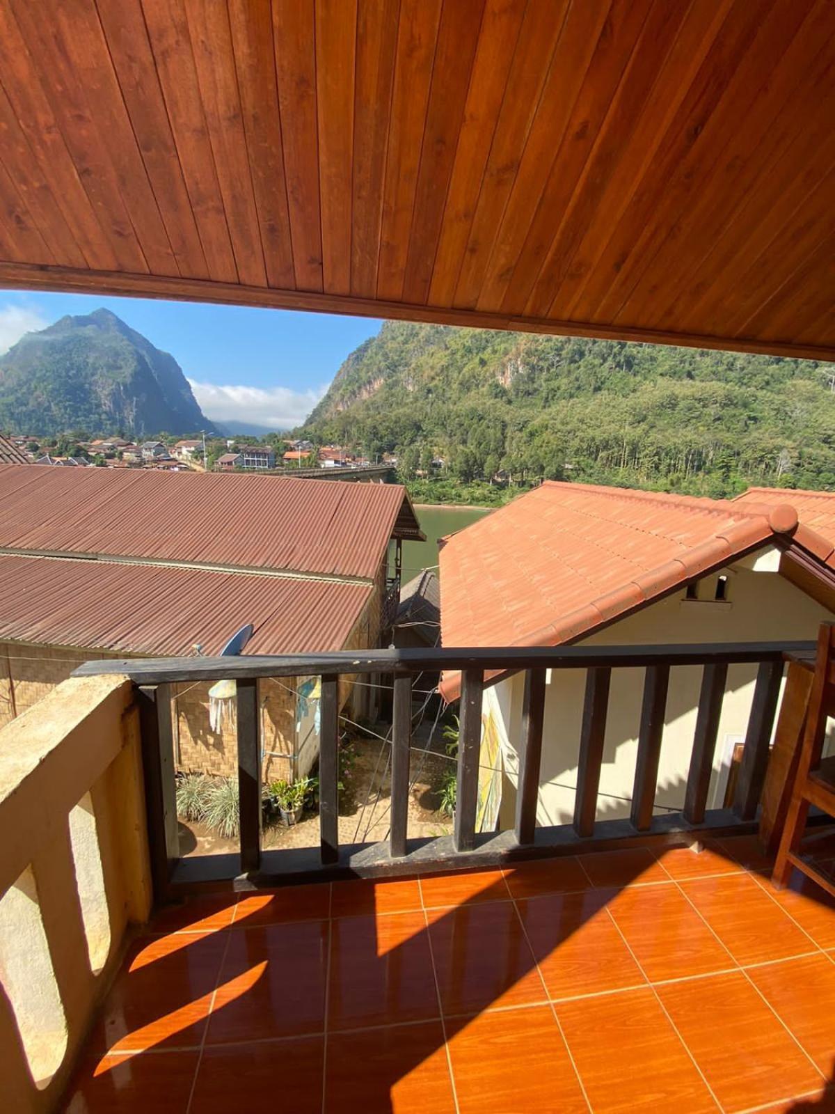 Cam U View Bungalow Hotel Nong Khiaw Bagian luar foto