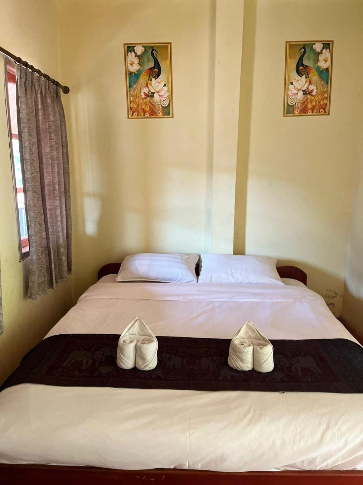 Cam U View Bungalow Hotel Nong Khiaw Bagian luar foto