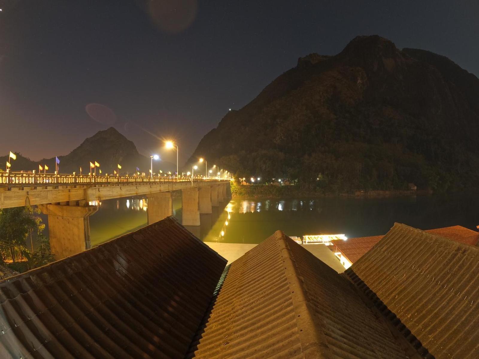 Cam U View Bungalow Hotel Nong Khiaw Bagian luar foto